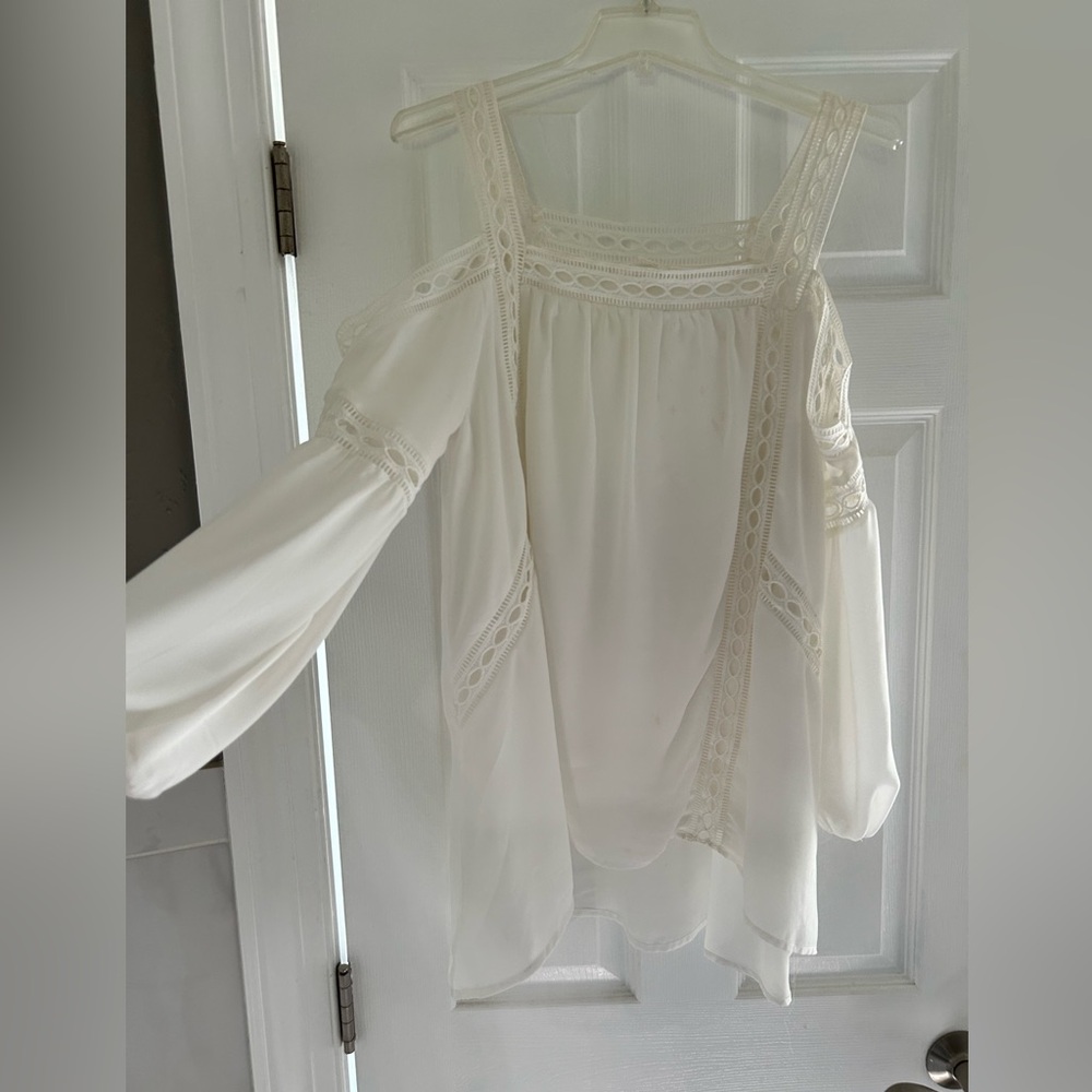Blu Pepper Cream Lace Accent Blouse